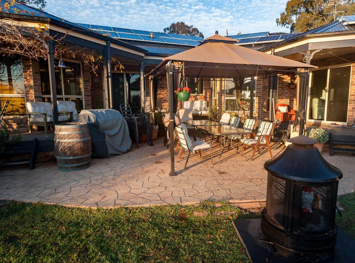 Tajmabarn Fullcircle Farm 6 Roundhill Rd Wilton Bed and Breakfast Εξωτερικό φωτογραφία